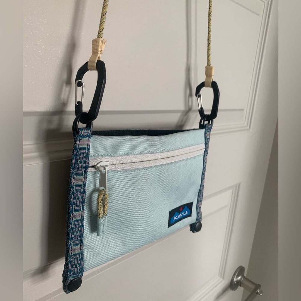 Kavu D Ring Crossbody Bag